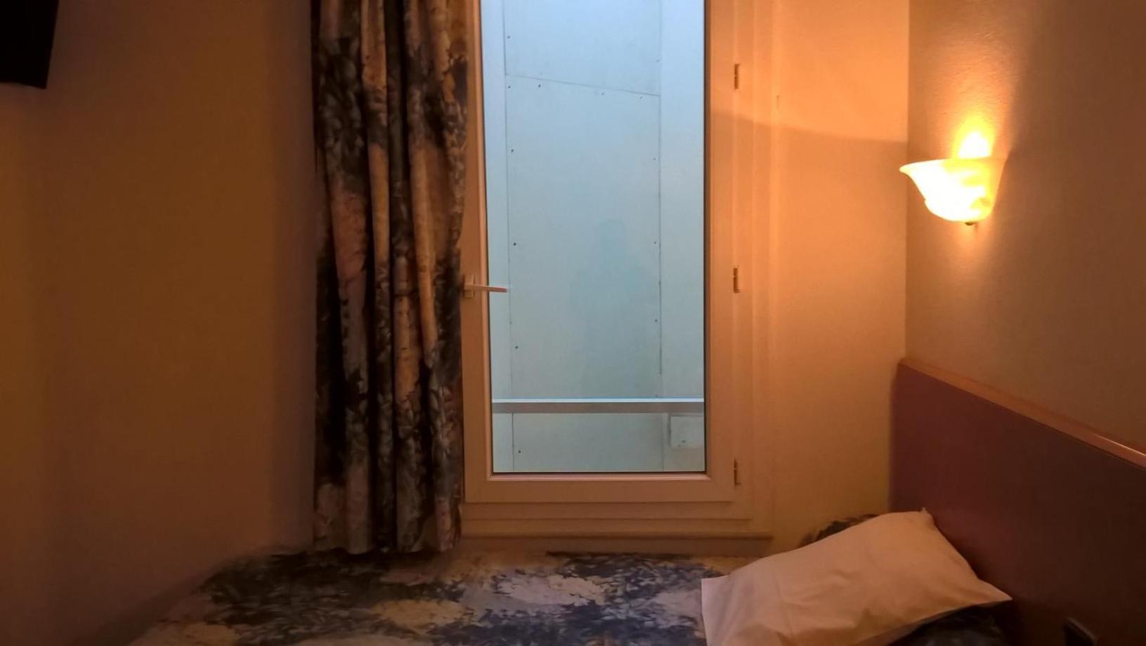 Hotel Compostelle Лурд Екстер'єр фото
