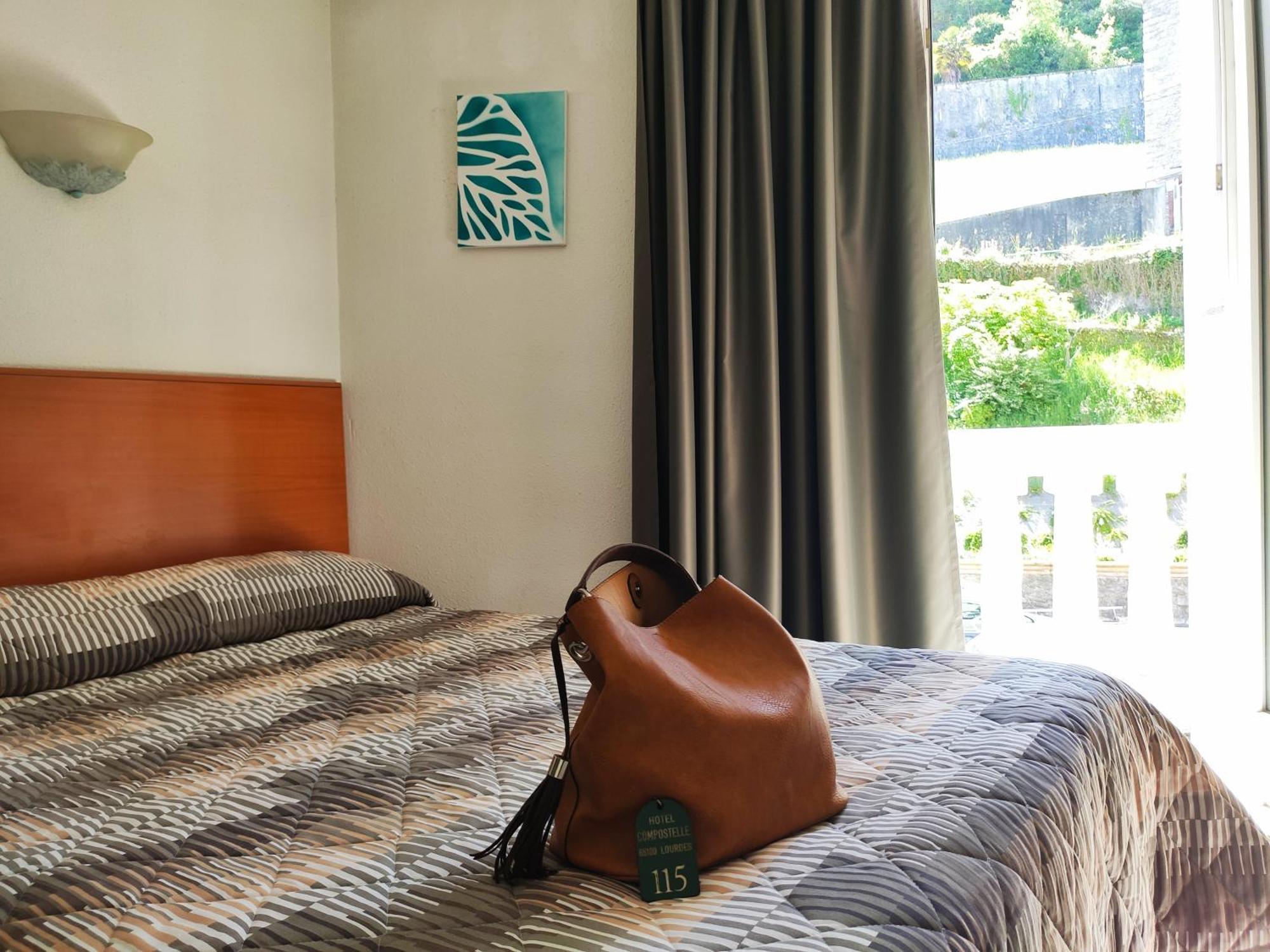 Hotel Compostelle Лурд Екстер'єр фото